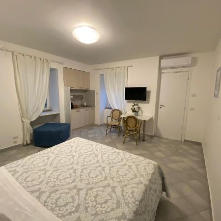 William Apartment 2 Sorrento Luaran gambar