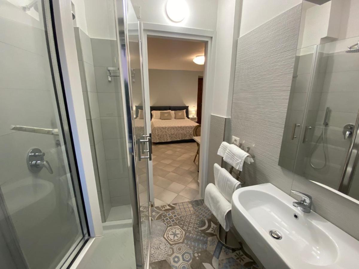 William Apartment 2 Sorrento Luaran gambar