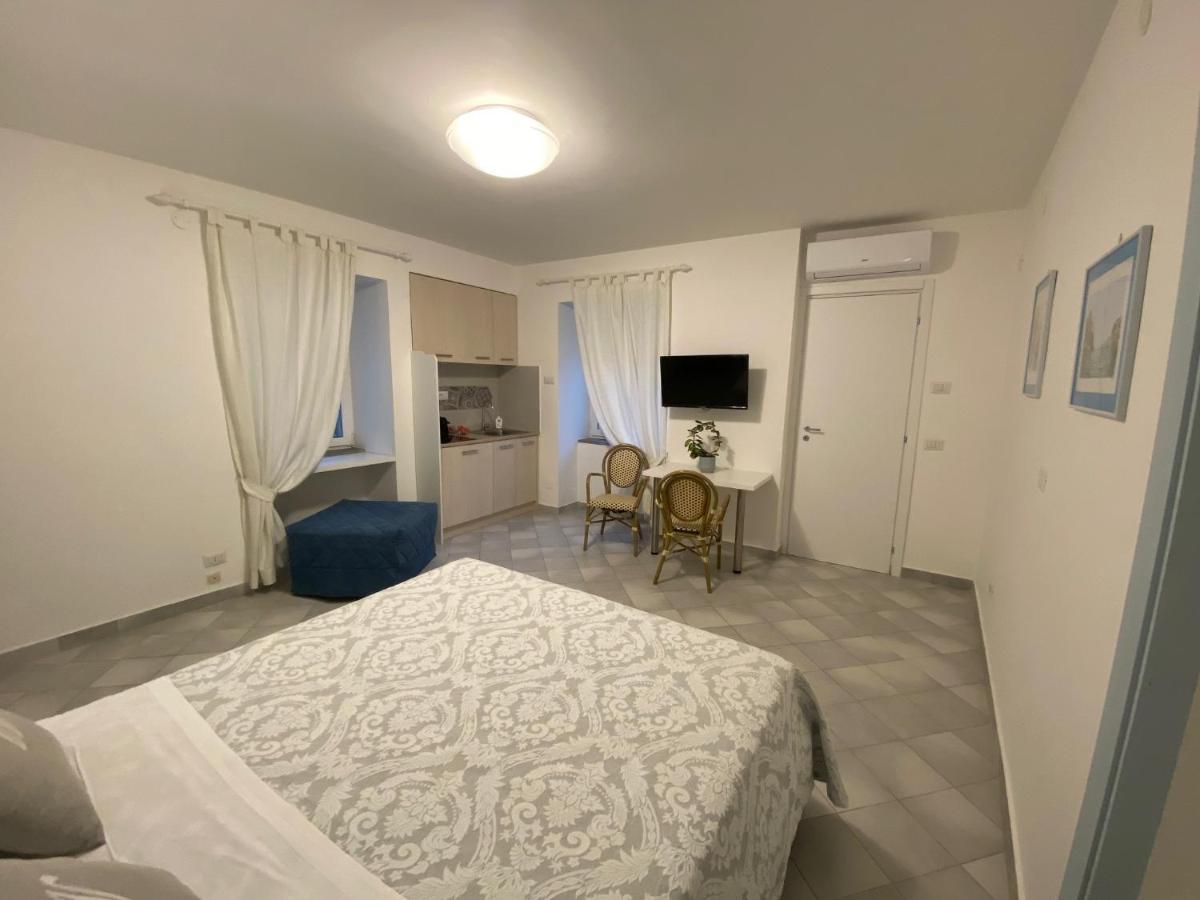 William Apartment 2 Sorrento Luaran gambar